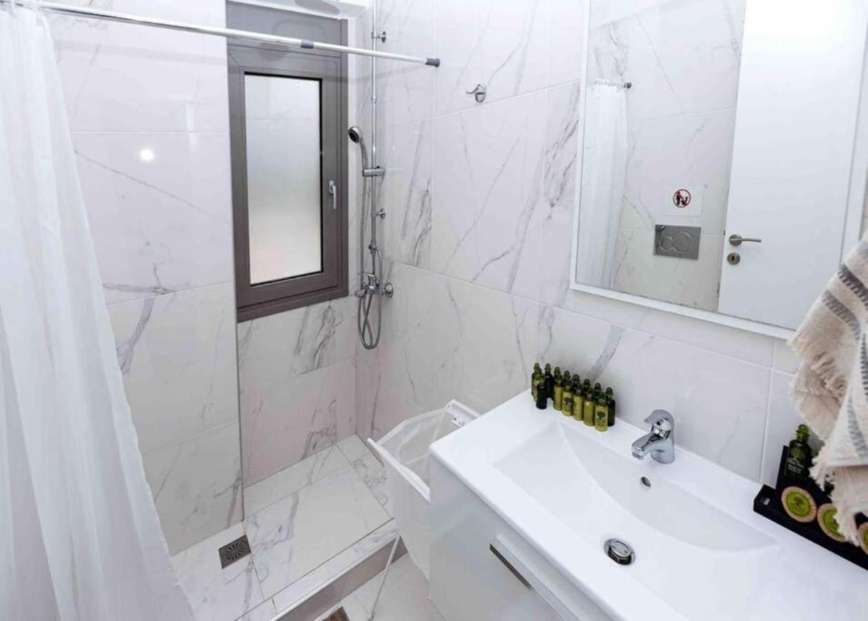 Design Apartment With Swimming Pool Near The Beach Atenas Exterior foto